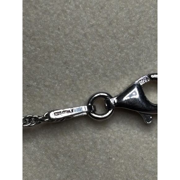 Vintage Sterling Silver Two Tone Diamond Accent Triple Heart Pendant Necklace - Picture 4 of 4